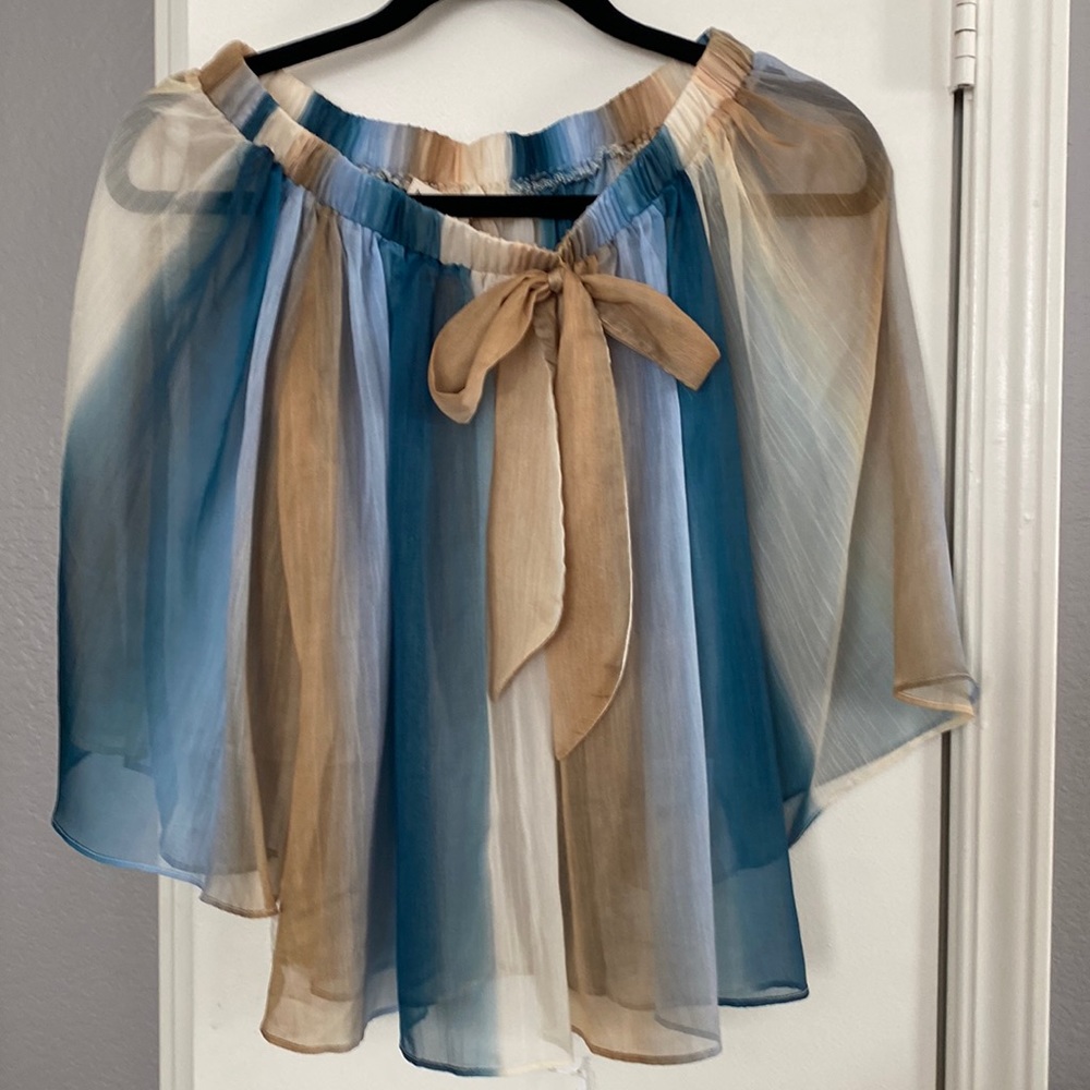 Blush Noir Blouse. Sz S. Such beautiful colors. Excellent condition!